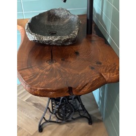 Столешница под раковину из слэба